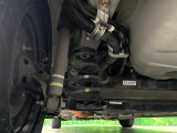 お車を安心してお乗りいただく為には、足回りの定期点検が欠かせません。サービスサポート(有償保証)では無料点検もご提供しており、安心のカーライフをお過ごしいただけるサポート体制が整っています。