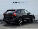 ◆バック/万が一を考え、安全性を重視する方に選ばれているVOLVO車。ドアを開閉するとその重み・厚みに驚くはず