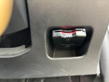 高速道路の料金所をキャッシュレスでスムースに通過できるETCが装着済みです。