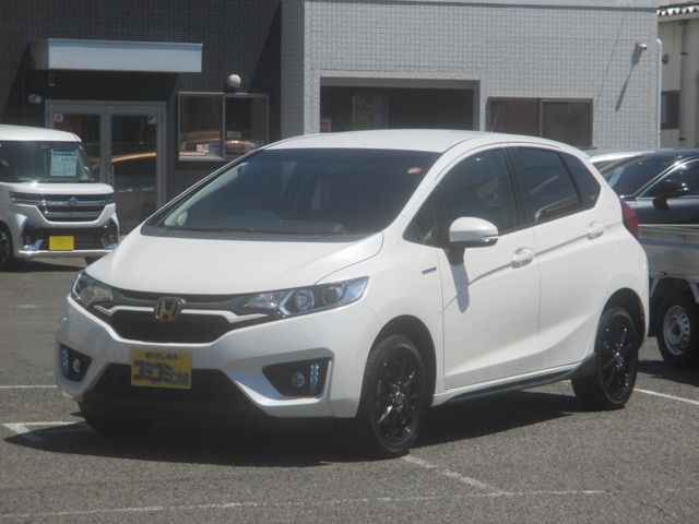フィット 1.5 ハイブリッド Lパッケージ 4WD