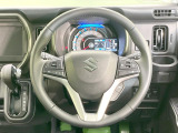 【ステアリングスイッチ】運転中、前方から目線をそらすことなく、オーディオ等の操作が可能な便利機能!安心&快適なドライブを演出してくれます♪