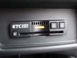 ETCなら高速道路をスイスイと通過!!クルマは料金所をノンストップで通過することができます!ETC割引有りの有料道路もあり経済的にもお得です♪