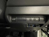 【オートマチックハイビーム】ハイビームとロービームを自動で変更し夜間の運転をサポートしてくれます。