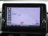 【ナビ】メモリーナビ(MM320D-L)付きです。目的地を設定すれば初めての場所でも簡単に行くことができます。もちろん音楽だって聴けちゃいます♪