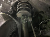 お車を安心してお乗りいただく為には、足回りの定期点検が欠かせません。サービスサポート(有償保証)では無料点検もご提供しており、安心のカーライフをお過ごしいただけるサポート体制が整っています。