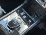 運転席まわりの画像です。