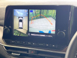 【アラウンドビューモニター】専用のカメラにより、上から見下ろしたような視点で360度クルマの周囲を確認することができます☆死角部分も確認しやすく、狭い場所での切り返しや駐車もスムーズに行えます。