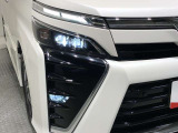 ★LEDヘッドライト★LEDは明るく遠くまで照らす光量で夜間走行の視認性を高めます。長寿命で省電力!見た目もスタイリッシュです。