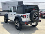 オリジナル4x4ブランドとしての誇りと自信、そして進化の伝統。4x4性能、デザイン、品質。本物とはJeepの全てであり、追い求めるさらなるたかみでもあるのです。