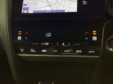 運転席と助手席にシートヒーターが付いています☆寒い時期に腰周りを温めてくれるので体全体が温まりやすいのは勿論、暖房と違い顔に風が当たらないので、乾燥肌やドライアイの方でも大丈夫☆