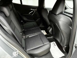 BMWの大きなシートは疲れにくく、搭乗者を包み込んでくれる安心感が御座います。