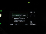運転席のメータパネル類は常に視界に入る場所ですので、大事なチェックポイントです。ぜひ実際にご乗車ください。