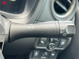 【 オートライト 】オートライトなのでライトの点け忘れを気にすることなく運転が出来ます。