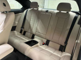 【エアバック】BMWのエアバックやその他の安全装備は、互いに補完しあう事で徹底した安全性を貫きます。万一の事故の際にそれぞれ最適な保護を提供してくれます!