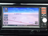 日産純正ナビゲーションシステムが付いてます。
