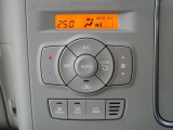 オートエアコンを装備しております!自動で調整してくれますので、車内も快適です☆