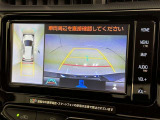 後方の見える安心をお届けするバックガイドモニター付:バックするときのアシストラインもあって楽々バック!車庫入れや縦列駐車をサポートし、苦手な駐車も安心です!今やもう手放せない装備ですネ♪