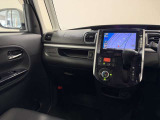 【展示車の状態】展示車は全て、マツダ車のエキスパートが、基本性能に関わる箇所を徹底的に点検。外装や室内に関しても、細部にいたるまで、しっかり清掃・洗浄を実施しています。