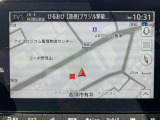 カーナビが装備されており、目的地までのルート案内や渋滞情報の確認がスムーズに行えます。