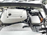 当店の認定中古車(VOLVO APPROVED CAR)はメーカー基準の車齢・走行に応じた内外装・機関の176項目もの項目に厳密な点検を実施。すべての基準を満たした自信を持ってお届けする中古車です。