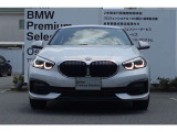 BMWの代名詞の【キドニーグリル】グリルが腎臓のように見えるので【キドニー】と呼ばれるようになりました。一目見ただけでBMWであると認識できる確固たるアイコンとして存在感を放ちます。