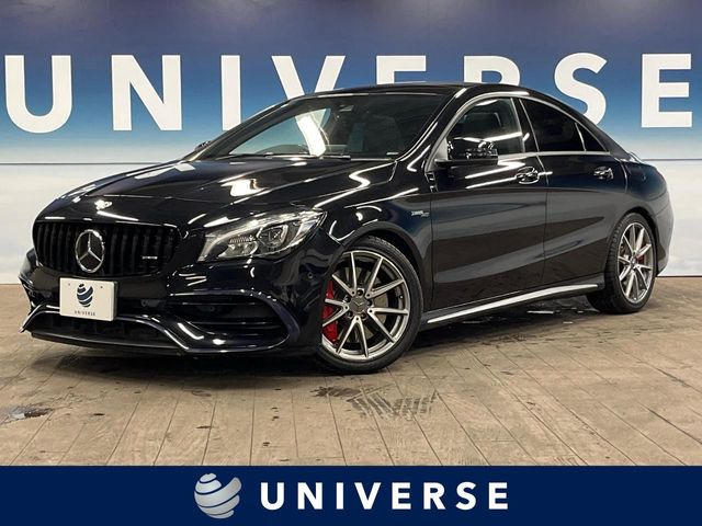 CLAクラス AMG CLA45 4マチック 4WD