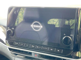 【メーカー純正9型ナビ】インテリアに溶け込むスタイリッシュな「専用設計」メーカーナビを装備♪視認性や操作性など基本性能にも優れ、より上質なカーライフをお楽しみいただけます。
