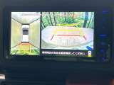 【パノラマモニター】専用のカメラにより、上から見下ろしたような視点で360度クルマの周囲を確認することができます☆死角部分も確認しやすく、狭い場所での切り返しや駐車もスムーズに行えます。