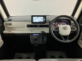 インパネ全体!視界が良好で小回りが利くので運転が苦手な方でも運転しやすいです♪
