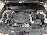 【エンジンルーム】エンジンの調子は良好です!ご納車前にはしっかりとオイル交換・その他油種類の点検補充をさせて頂きます。また、ガリバーでは修復歴のある車は販売いたしません。