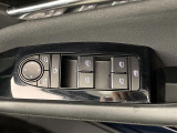 【パワーウインドウ】運転席のスイッチで、各席の窓ガラスの開閉ができます!あると便利ですよね!