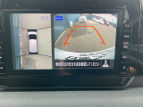 車を真上から見下ろしているかのように周囲の状況を把握して安心して駐車が行えるアラウンドビューモニターが付いています