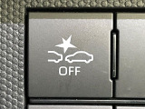 【スマートアシスト】走行中に前方の車両等を認識し、衝突しそうな時は警報とブレーキで衝突回避と被害軽減をアシスト。より安全にドライブをお楽しみいただけます。