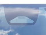 【ホンダセンシング】 「ミリ波レーダー」と「単眼カメラ」の異なる特性を持つ2つのセンサーなどにより、安心・快適な運転を支援します。