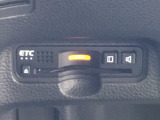 ETC車載器付。ETCが使用可能な道路通行料はキャッシュレスでスマートに走行できます。再セットアップして納車致します。
