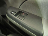 ビジネスカーでも快適装備は外せません。運転席&助手席はパワーウインドウです。(挟み込み防止機能付き)。