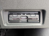 今では必需品のETCもパネルデザインにフィットするビルトインタイプなので、見た目もスッキリとしています