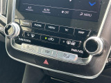 【Bluetooth】ナビゲーションと携帯電話/スマートフォンをBluetooth接続することができます。接続するとハンズフリーで使用することができるので、とても便利です。