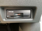 スッキリと収まったETC2.0ユニット。 やはり便利さからマストアイテムになってきましたね。