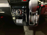 納車前にはプロのメカニックが、各部の点検を行います。ディーラーにしか出来ない品質、そしてサービスできっと満足していただけると思います!