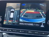 アラウンドビューモニター装備!空から見ているような映像によって不慣れな場所での車庫入れや縦列駐車等はもちろん狭い道でのすれ違いも安心していただけます♪