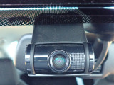 ◆【ドライブレコーダー】映像・音声などを記録する自動車用の装置です。もしもの事故の際の記録はもちろん、旅行の際の思い出としてドライブの映像を楽しむことができます。