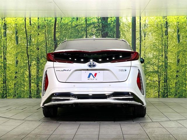 トヨタ プリウスPHV 1.8 A の中古車詳細 (57,785km, ホワイトパール