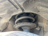 お車を安心してお乗りいただく為には、足回りの定期点検が欠かせません。サービスサポート(有償保証)では無料点検もご提供しており、安心のカーライフをお過ごしいただけるサポート体制が整っています。