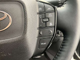 ナビゲーションに視線を移さず、ハンドルから手を離さず、運転に集中したまま手元でオーディオ操作できます♪