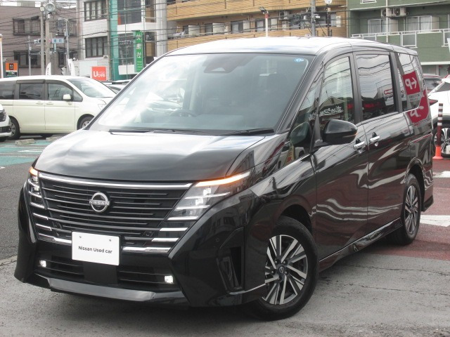 セレナ 2.0 ハイウェイスターV 