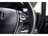 Hondaセンシングの機能のひとつ、アダプティブクルーズコントロール付!アクセルから足を離しても設定したスピードと前車との車間を保ち走行してくれます!車線維持もアシスト☆高速道路で疲労軽減ですね☆