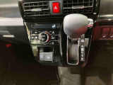 納車前にはプロのメカニックが、各部の点検を行います。ディーラーにしか出来ない品質、そしてサービスできっと満足していただけると思います!