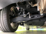 お車を安心してお乗りいただく為には、足回りの定期点検が欠かせません。サービスサポート(有償保証)では無料点検もご提供しており、安心のカーライフをお過ごしいただけるサポート体制が整っています。