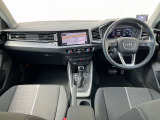 A1スポーツバック 25 TFSI アドバンスド 